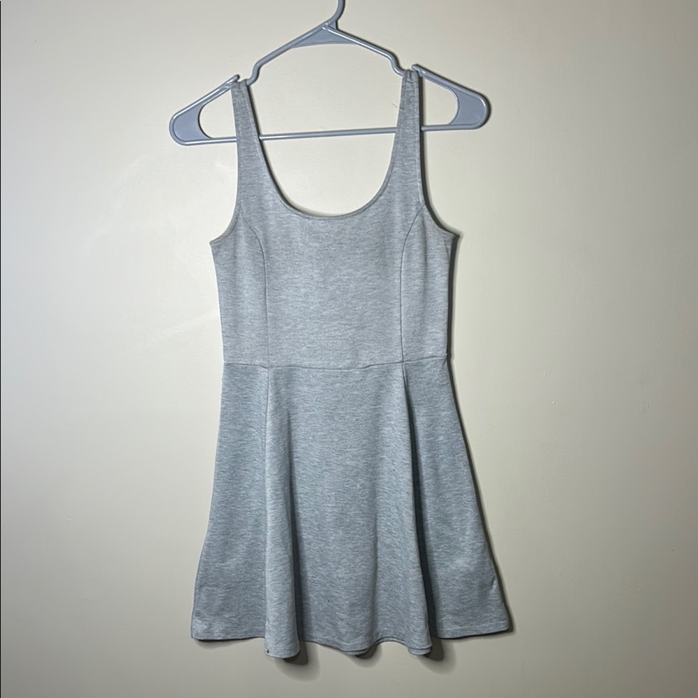 Elegant Gray Sleeveless Dress